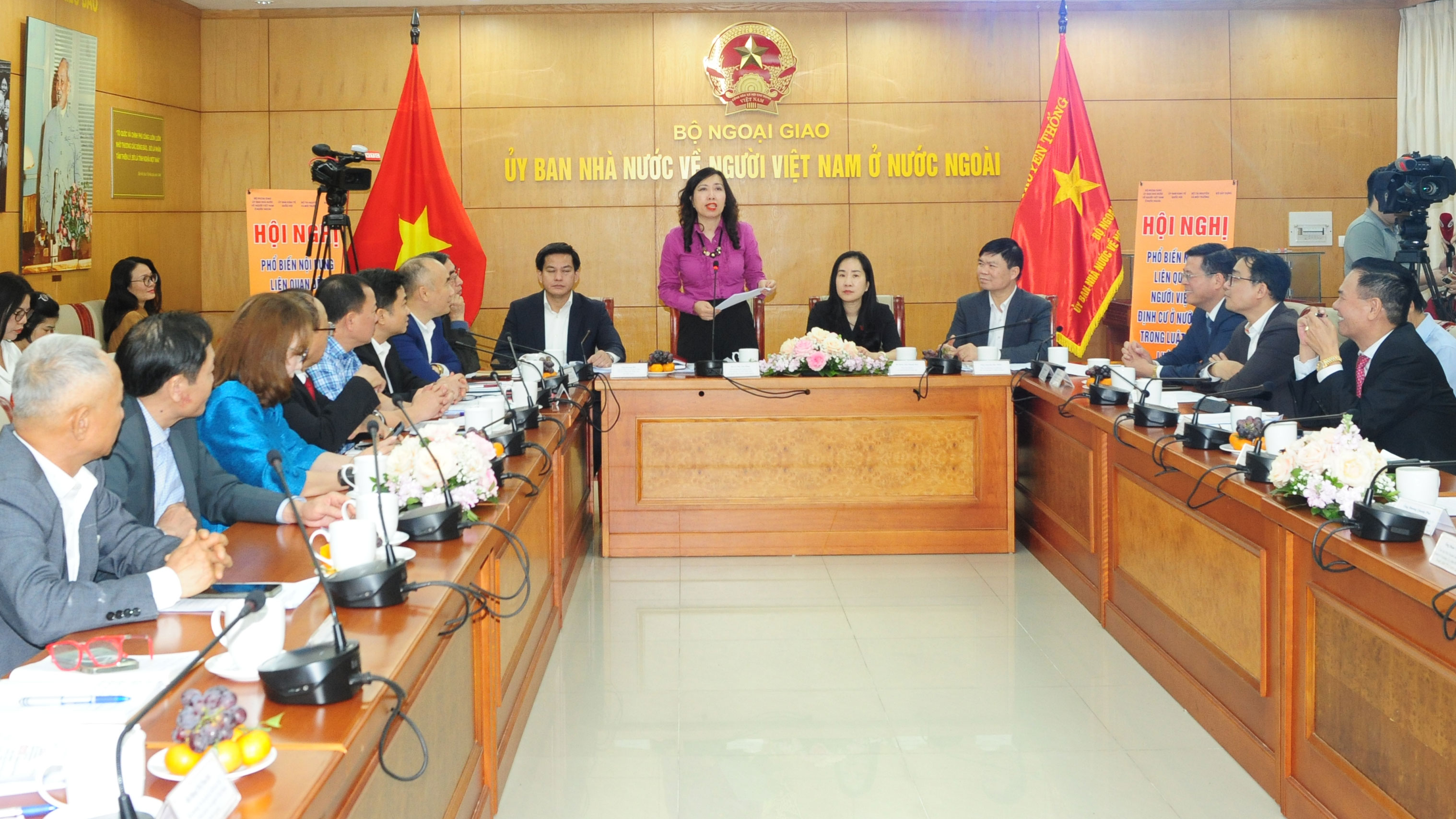 Tuyên truyền, phổ biến nội dung liên quan đến người Việt Nam ở nước ngoài trong Luật Đất đai, Luật Nhà ở và Luật Kinh doanh bất động sản