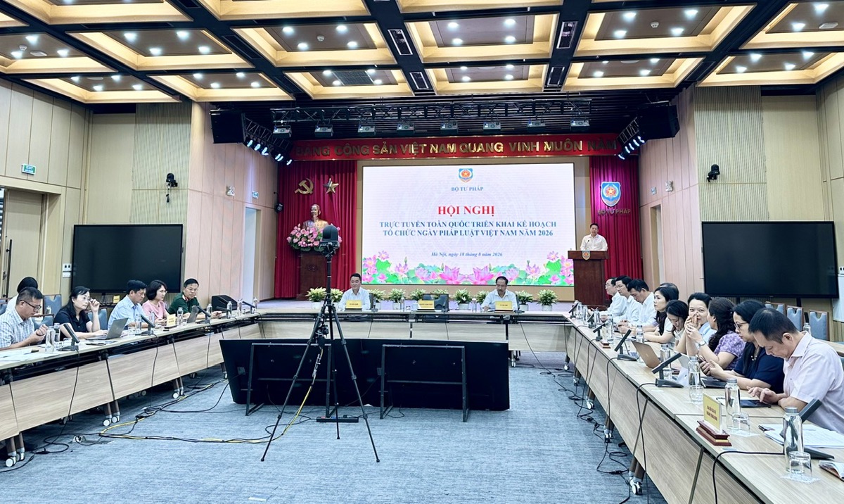 Lan toả Cuộc thi trực tuyến trên Cổng Pháp luật quốc gia  tìm hiểu Hiến pháp và pháp luật